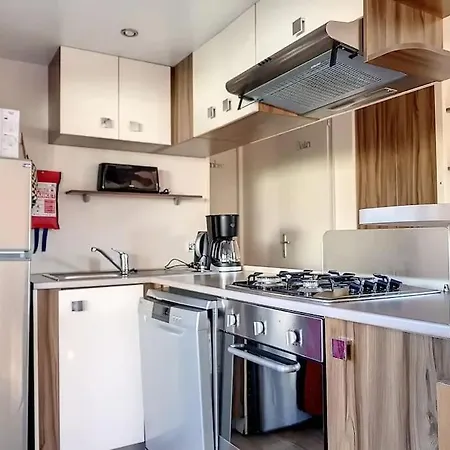 Le Moorea Mobilhome Le Montourey 4 étoiles Campeggio *